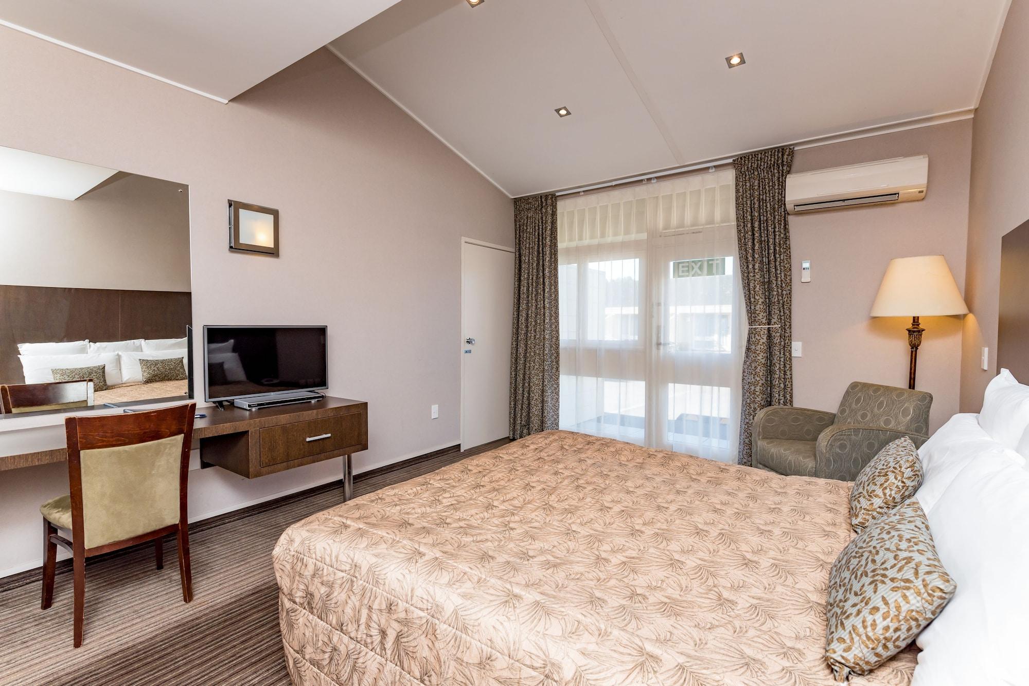 Отель Copthorne Solway Park, Wairarapa Мастертон Экстерьер фото