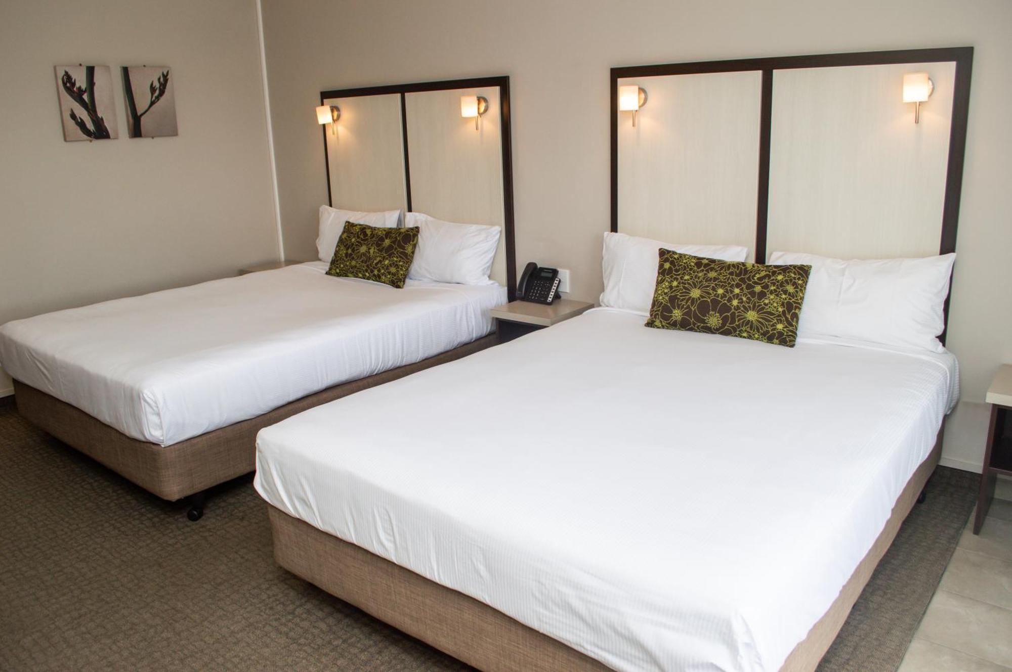 Отель Copthorne Solway Park, Wairarapa Мастертон Экстерьер фото