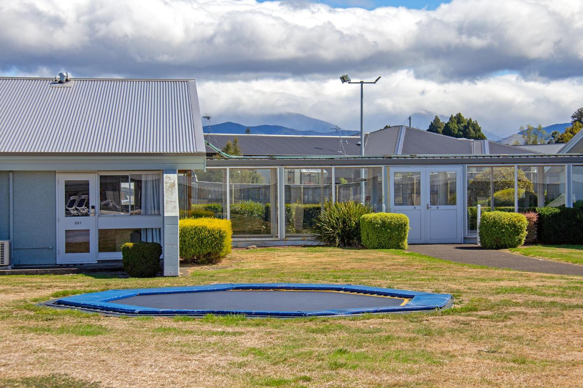 Отель Copthorne Solway Park, Wairarapa Мастертон Экстерьер фото