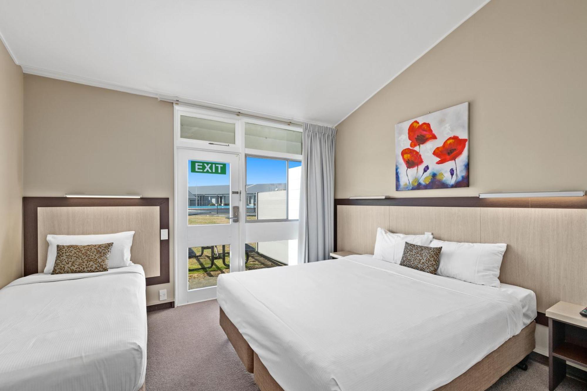Отель Copthorne Solway Park, Wairarapa Мастертон Экстерьер фото