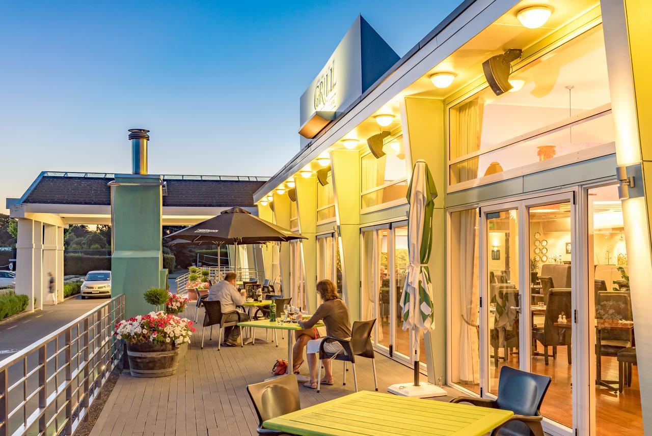 Отель Copthorne Solway Park, Wairarapa Мастертон Экстерьер фото