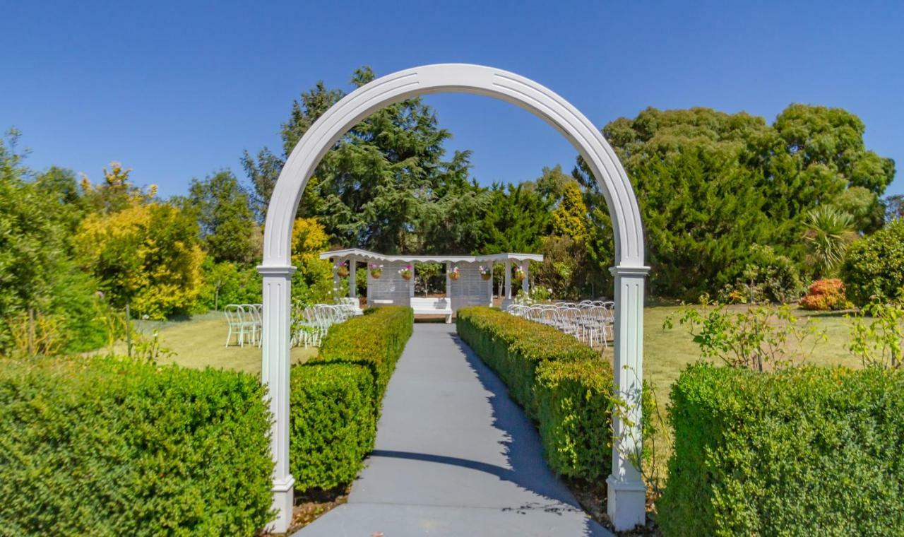 Отель Copthorne Solway Park, Wairarapa Мастертон Экстерьер фото
